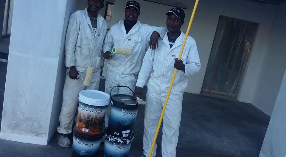 New Look Renovations painting team